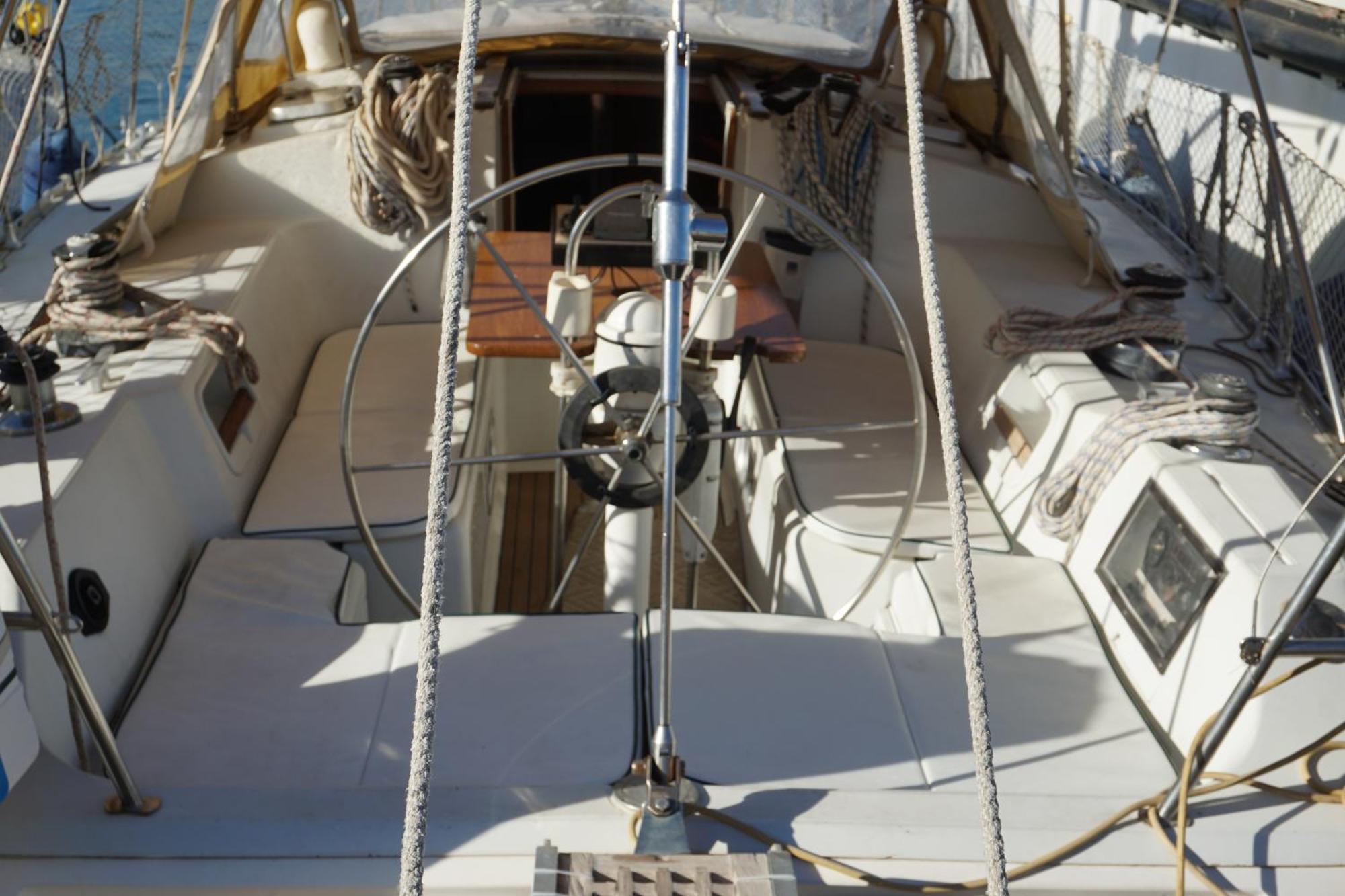 Botel Gloria Sailing Palermo